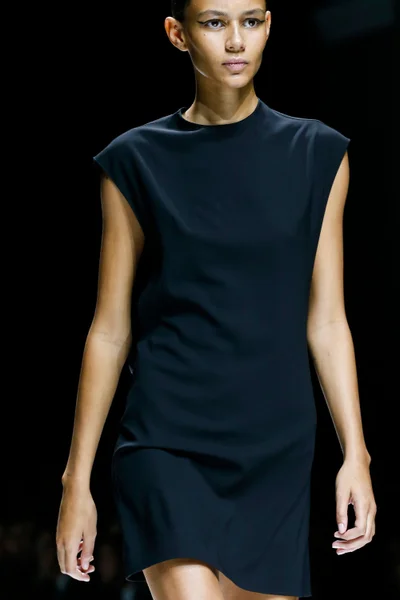 Look 1